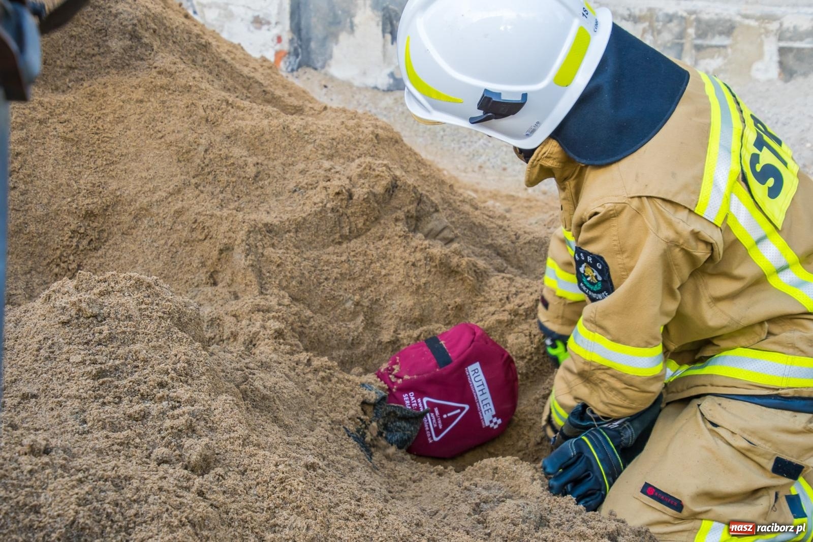 Zdjęcie w galerii na portalu naszraciborz.pl: Ćwiczenia strażackie w Krzanowicach. Świętowanie 135-lecia miejscowej OSP wiadomości z regionu