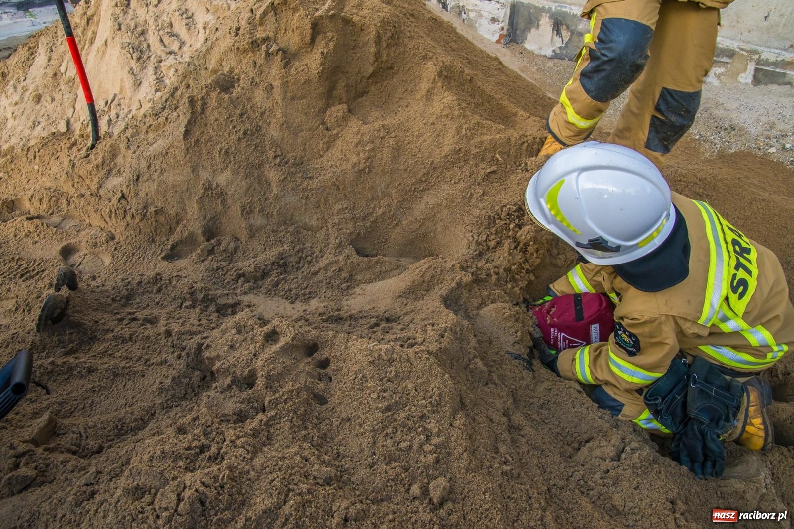 Zdjęcie w galerii na portalu naszraciborz.pl: Ćwiczenia strażackie w Krzanowicach. Świętowanie 135-lecia miejscowej OSP wiadomości z regionu
