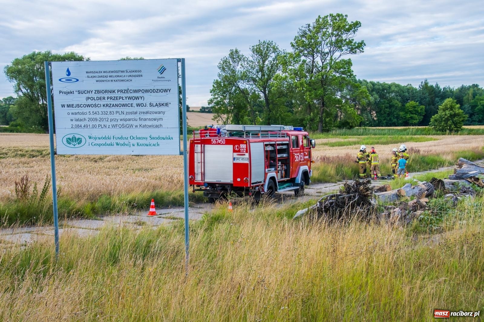 Zdjęcie w galerii na portalu naszraciborz.pl: Ćwiczenia strażackie w Krzanowicach. Świętowanie 135-lecia miejscowej OSP wiadomości z regionu