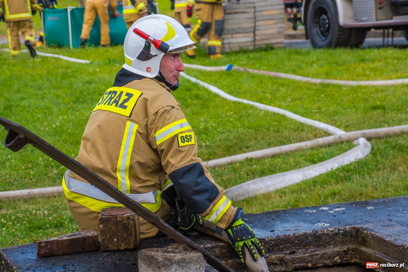 Zdjęcie w galerii na portalu naszraciborz.pl: Ćwiczenia strażackie w Krzanowicach. Świętowanie 135-lecia miejscowej OSP wiadomości z regionu