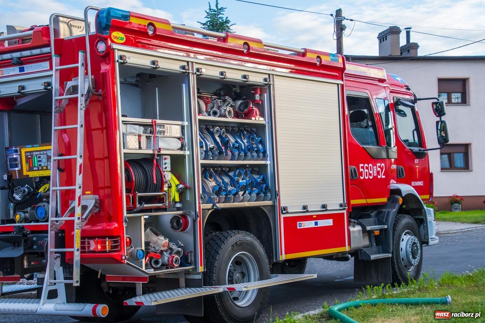 Zdjęcie w galerii na portalu naszraciborz.pl: Ćwiczenia strażackie w Krzanowicach. Świętowanie 135-lecia miejscowej OSP wiadomości z regionu