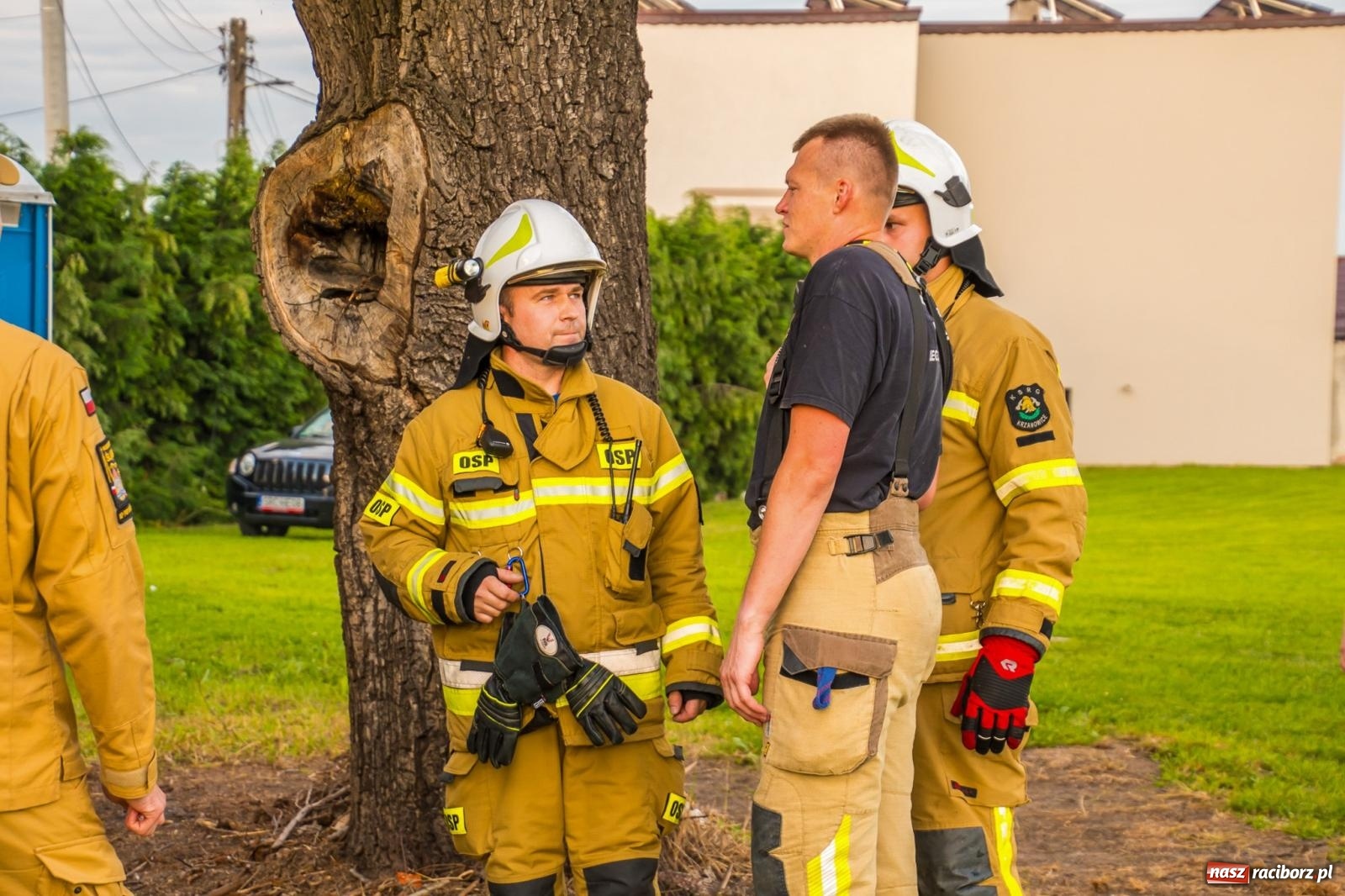 Zdjęcie w galerii na portalu naszraciborz.pl: Ćwiczenia strażackie w Krzanowicach. Świętowanie 135-lecia miejscowej OSP wiadomości z regionu