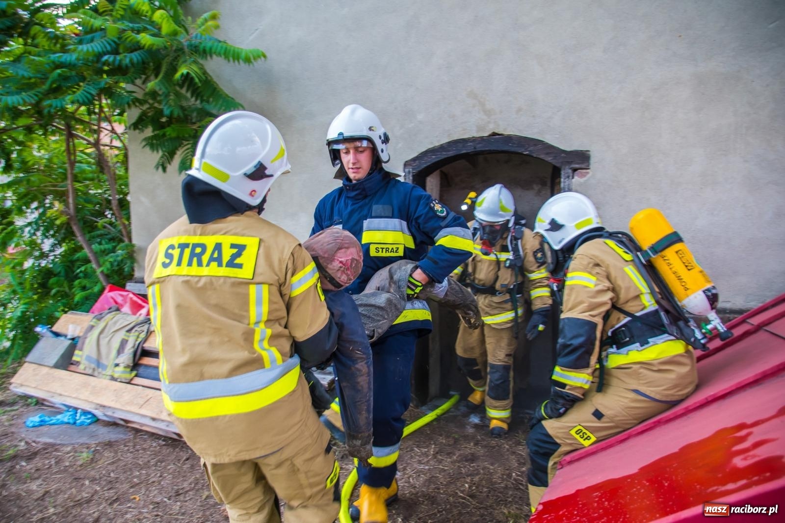Zdjęcie w galerii na portalu naszraciborz.pl: Ćwiczenia strażackie w Krzanowicach. Świętowanie 135-lecia miejscowej OSP wiadomości z regionu
