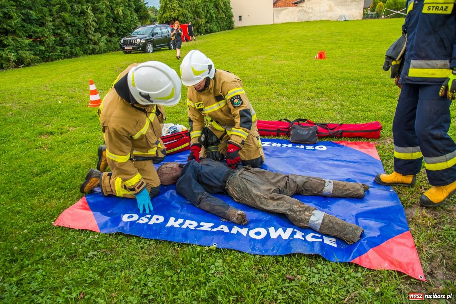 Zdjęcie w galerii na portalu naszraciborz.pl: Ćwiczenia strażackie w Krzanowicach. Świętowanie 135-lecia miejscowej OSP wiadomości z regionu
