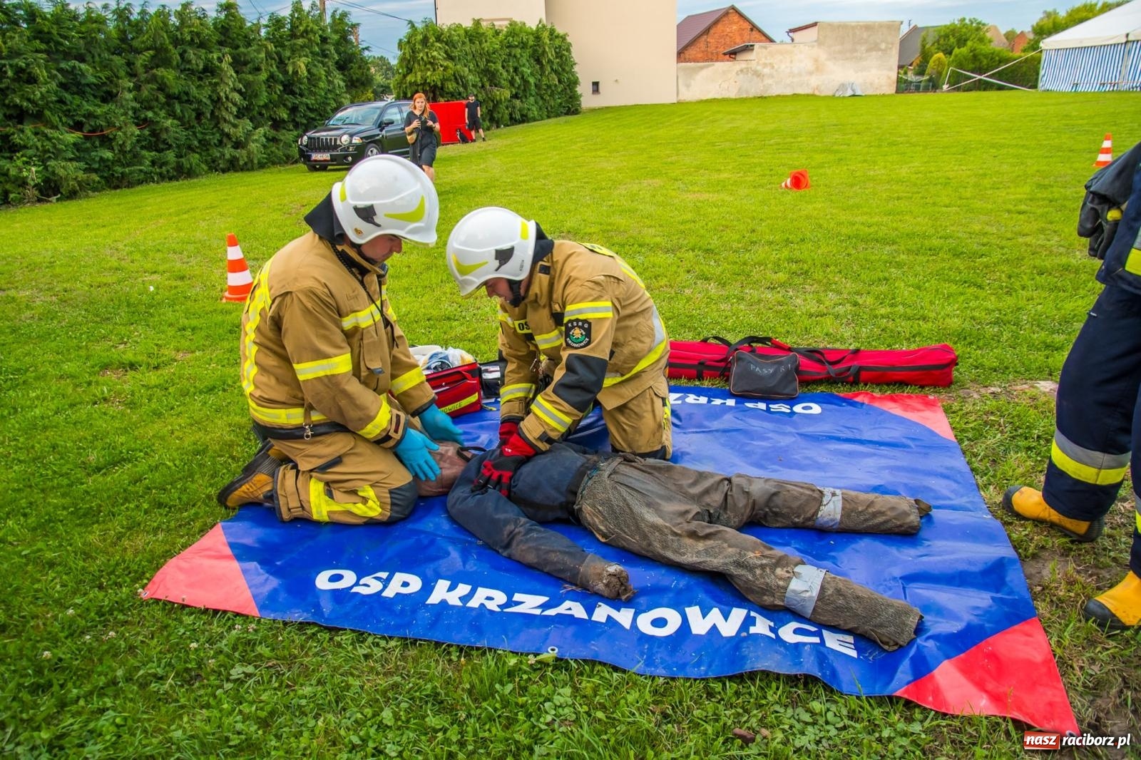 Zdjęcie w galerii na portalu naszraciborz.pl: Ćwiczenia strażackie w Krzanowicach. Świętowanie 135-lecia miejscowej OSP wiadomości z regionu