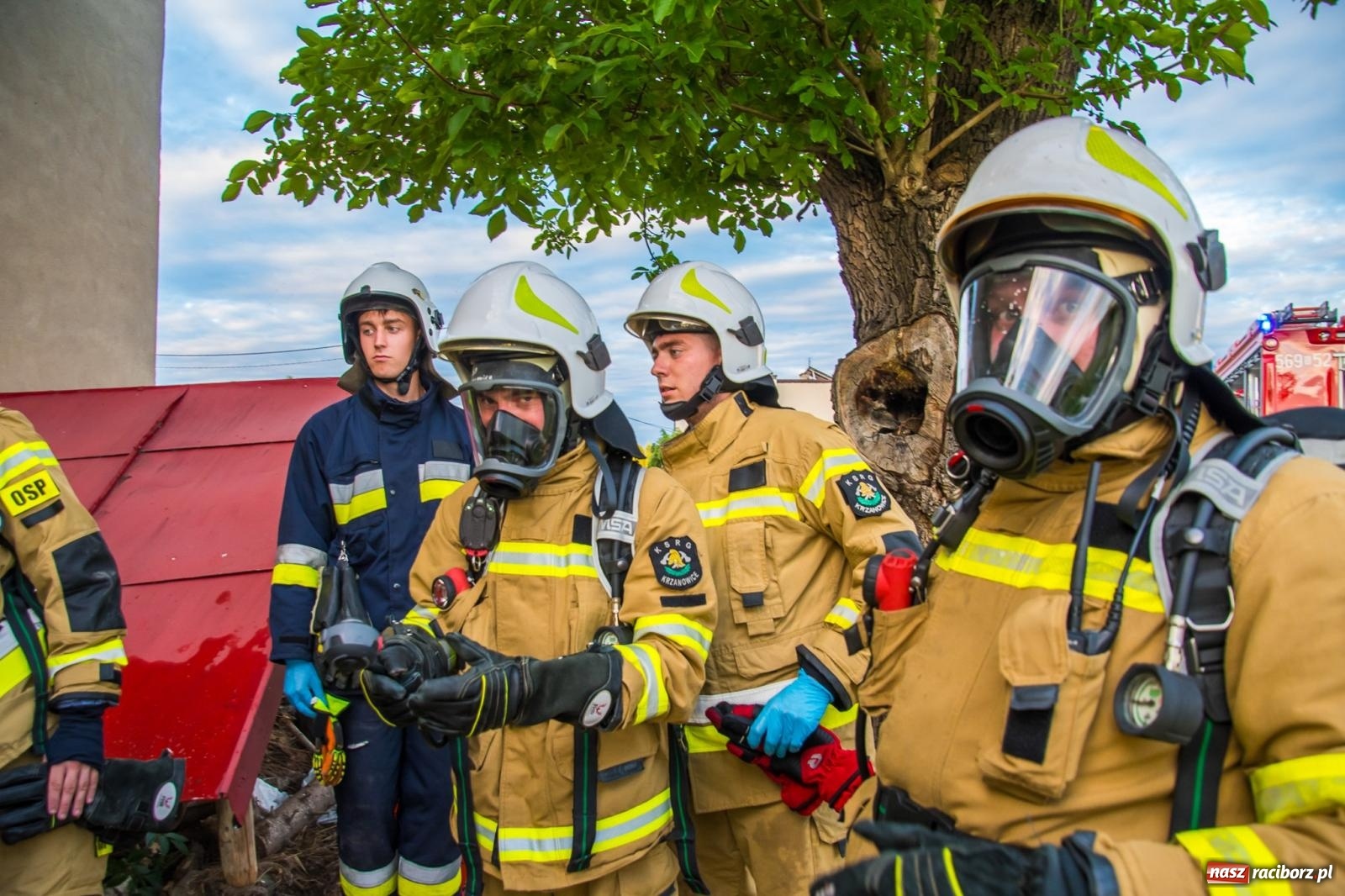 Zdjęcie w galerii na portalu naszraciborz.pl: Ćwiczenia strażackie w Krzanowicach. Świętowanie 135-lecia miejscowej OSP wiadomości z regionu