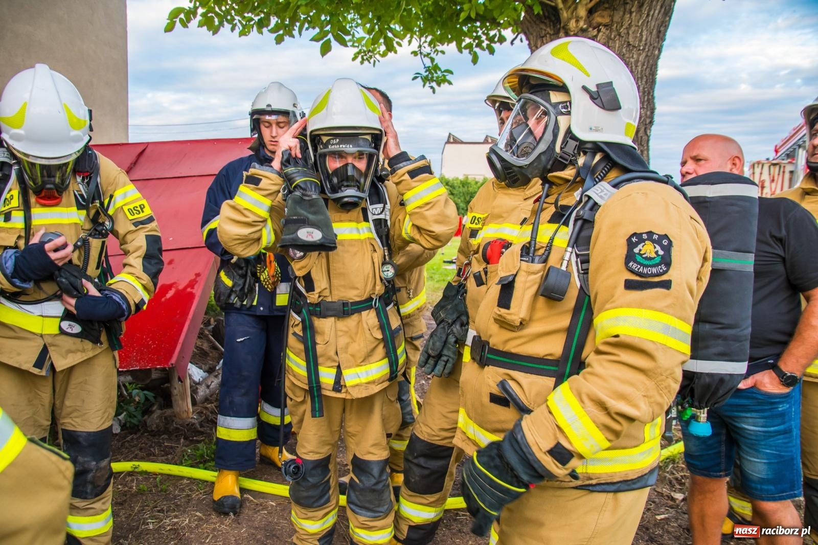 Zdjęcie w galerii na portalu naszraciborz.pl: Ćwiczenia strażackie w Krzanowicach. Świętowanie 135-lecia miejscowej OSP wiadomości z regionu