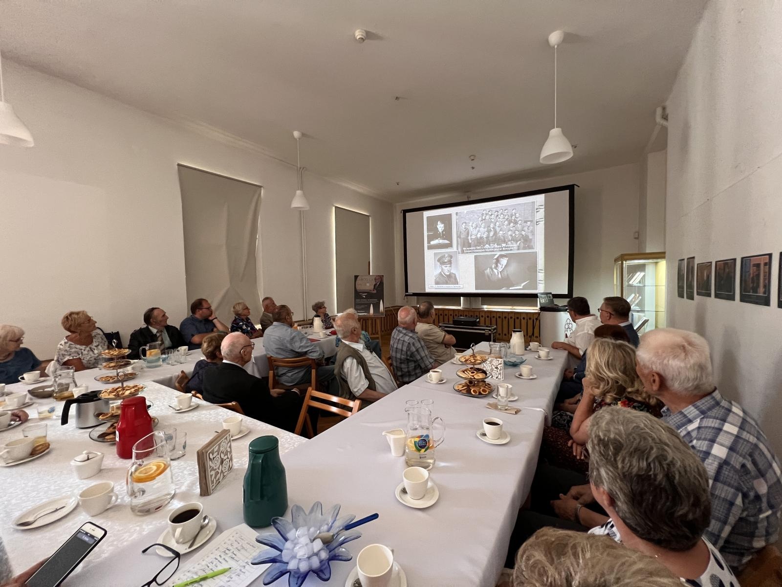 Zdjęcie w galerii na portalu naszraciborz.pl: W Muzeum wspomniano śp. Pawła Newerlę wiadomości z regionu