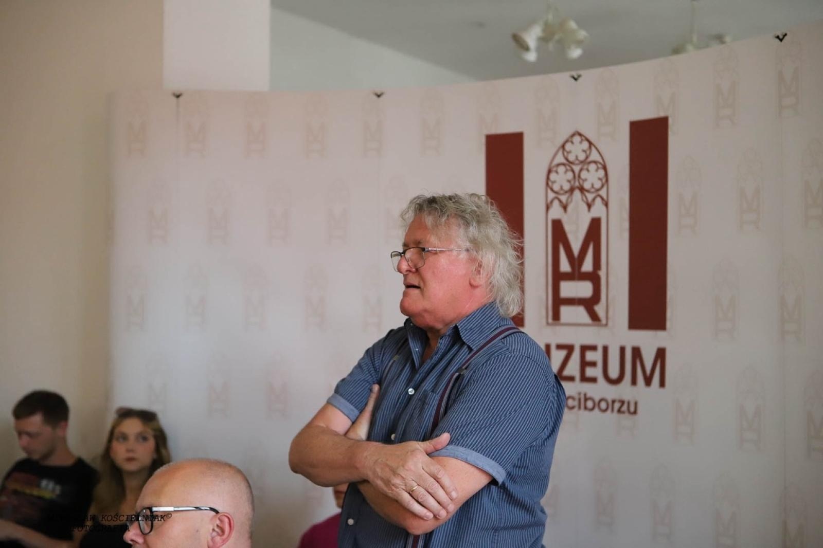 Zdjęcie w galerii na portalu naszraciborz.pl: W Muzeum wspomniano śp. Pawła Newerlę wiadomości z regionu