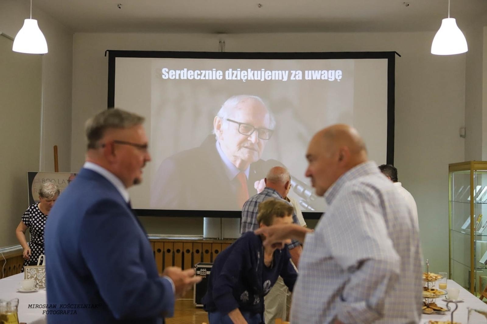 Zdjęcie w galerii na portalu naszraciborz.pl: W Muzeum wspomniano śp. Pawła Newerlę wiadomości z regionu