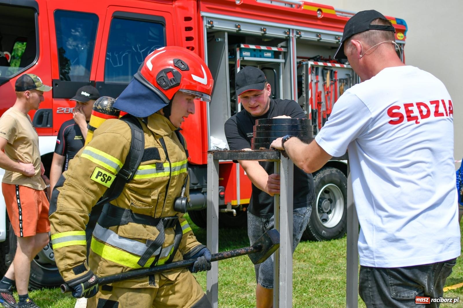 Zdjęcie w galerii na portalu naszraciborz.pl: VI Międzynarodowe Zawody Sportowo-Pożarnicze Żelazny jak strażak [FOTO i WIDEO] wiadomości z regionu