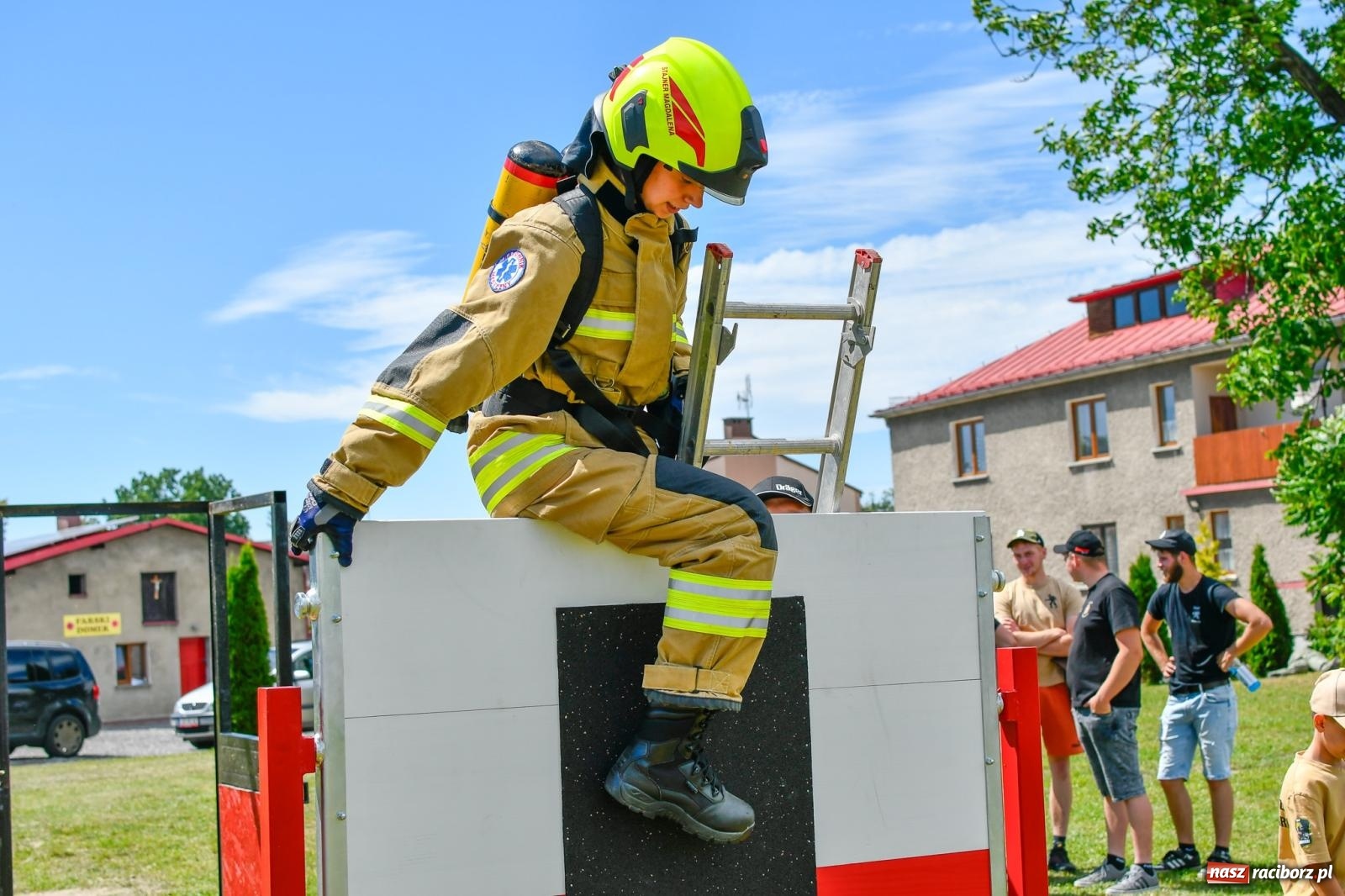 Zdjęcie w galerii na portalu naszraciborz.pl: VI Międzynarodowe Zawody Sportowo-Pożarnicze Żelazny jak strażak [FOTO i WIDEO] wiadomości z regionu