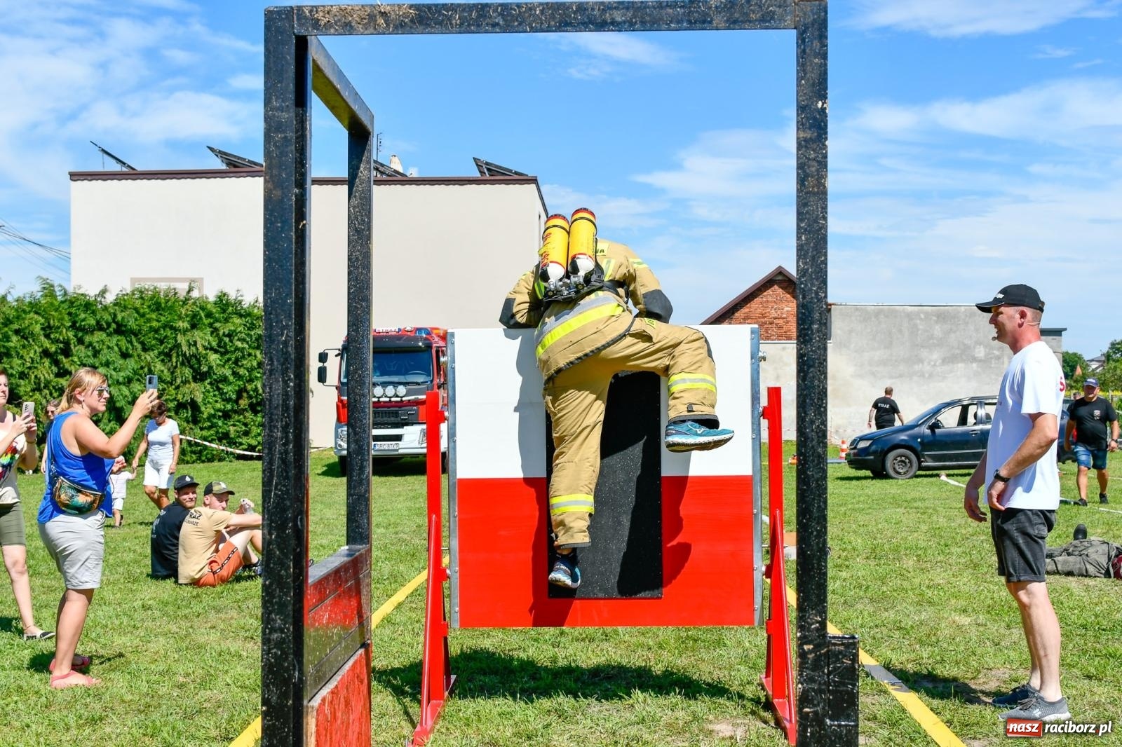 Zdjęcie w galerii na portalu naszraciborz.pl: VI Międzynarodowe Zawody Sportowo-Pożarnicze Żelazny jak strażak [FOTO i WIDEO] wiadomości z regionu