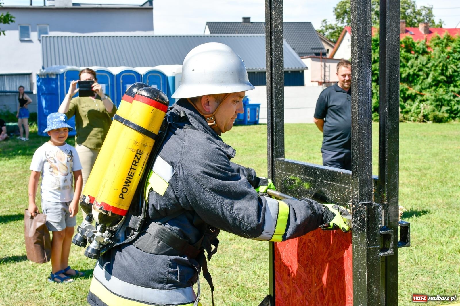 Zdjęcie w galerii na portalu naszraciborz.pl: VI Międzynarodowe Zawody Sportowo-Pożarnicze Żelazny jak strażak [FOTO i WIDEO] wiadomości z regionu
