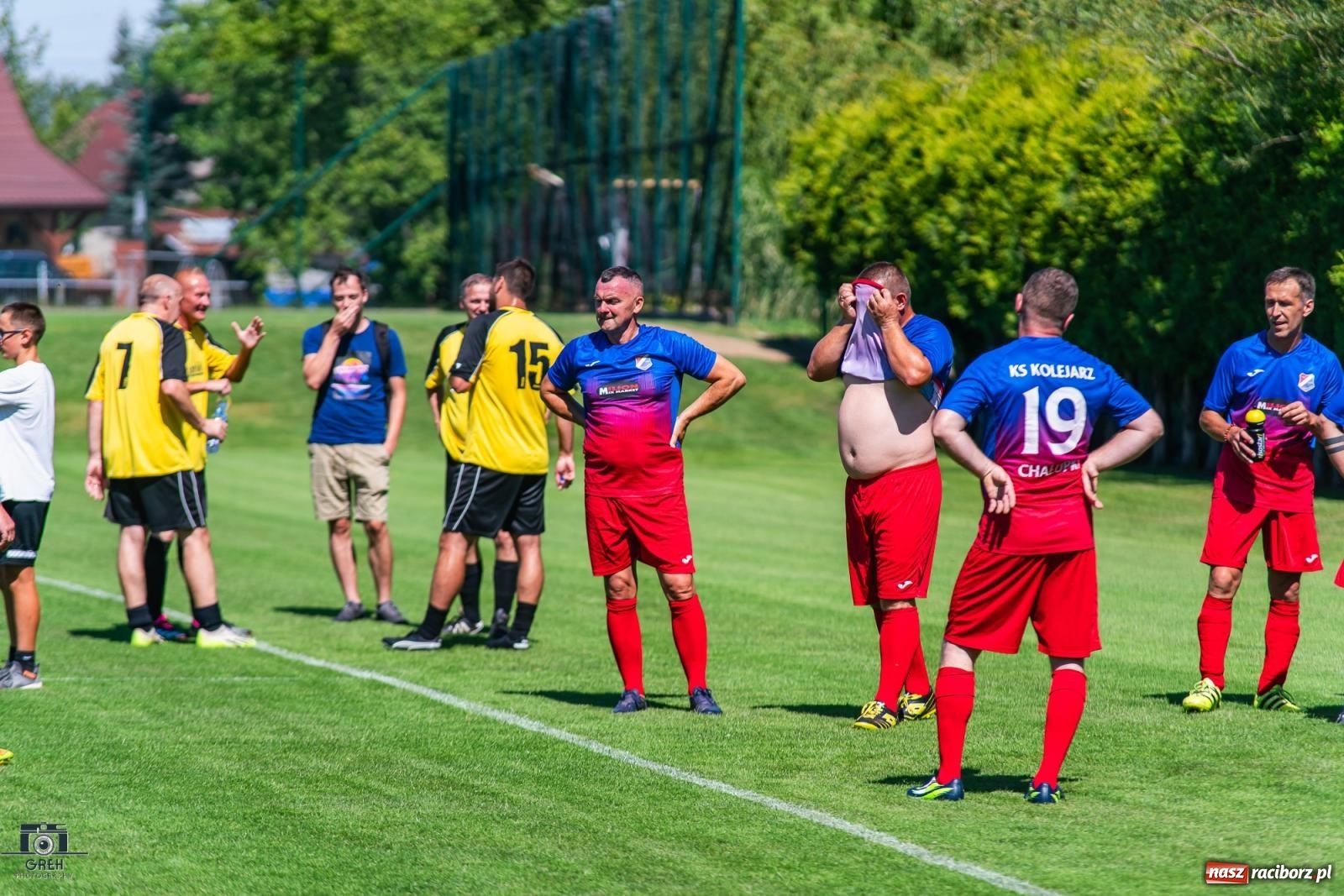 Zdjęcie w galerii na portalu naszraciborz.pl: Oldboje Chałupek z pucharem wójta gminy Krzyżanowice [FOTO i WIDEO] wiadomości z regionu