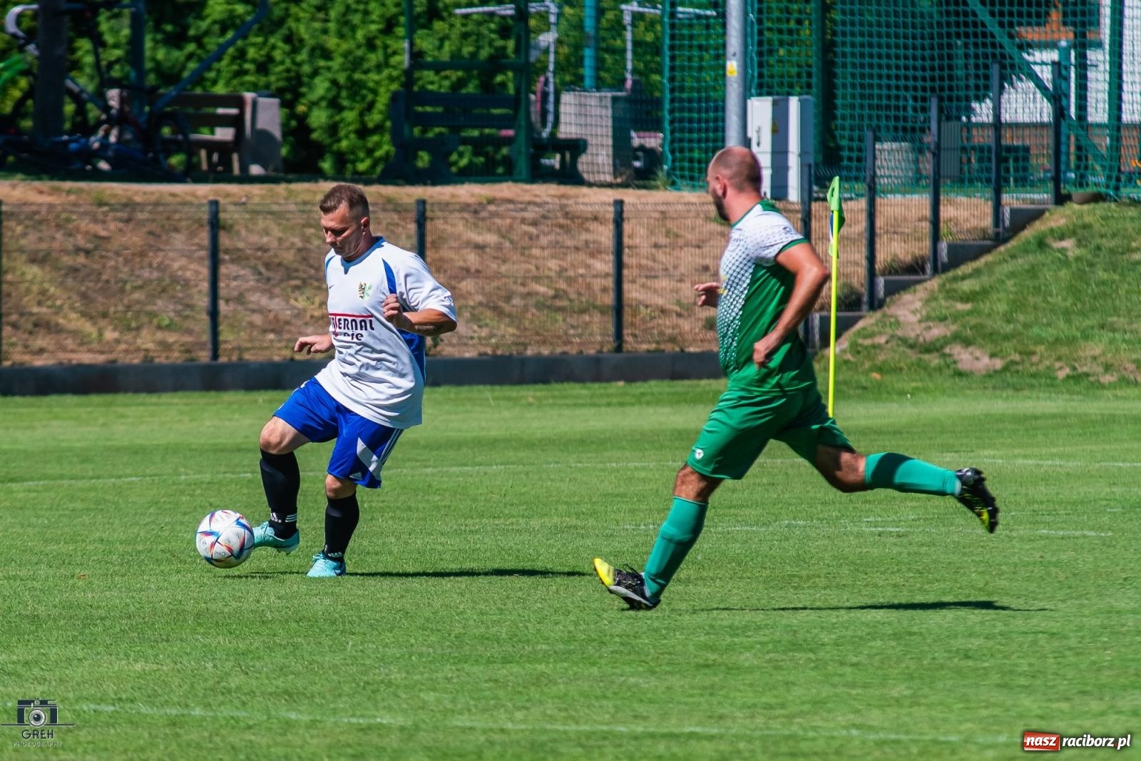Zdjęcie w galerii na portalu naszraciborz.pl: Oldboje Chałupek z pucharem wójta gminy Krzyżanowice [FOTO i WIDEO] wiadomości z regionu