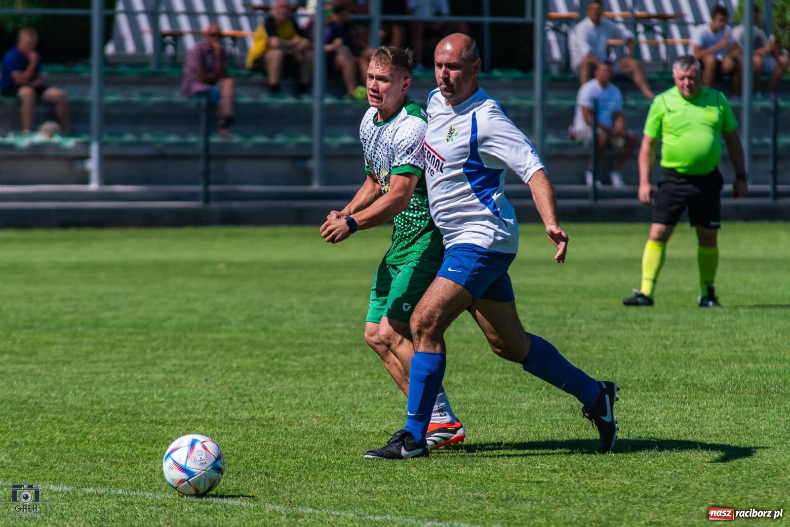 Zdjęcie w galerii na portalu naszraciborz.pl: Oldboje Chałupek z pucharem wójta gminy Krzyżanowice [FOTO i WIDEO] wiadomości z regionu