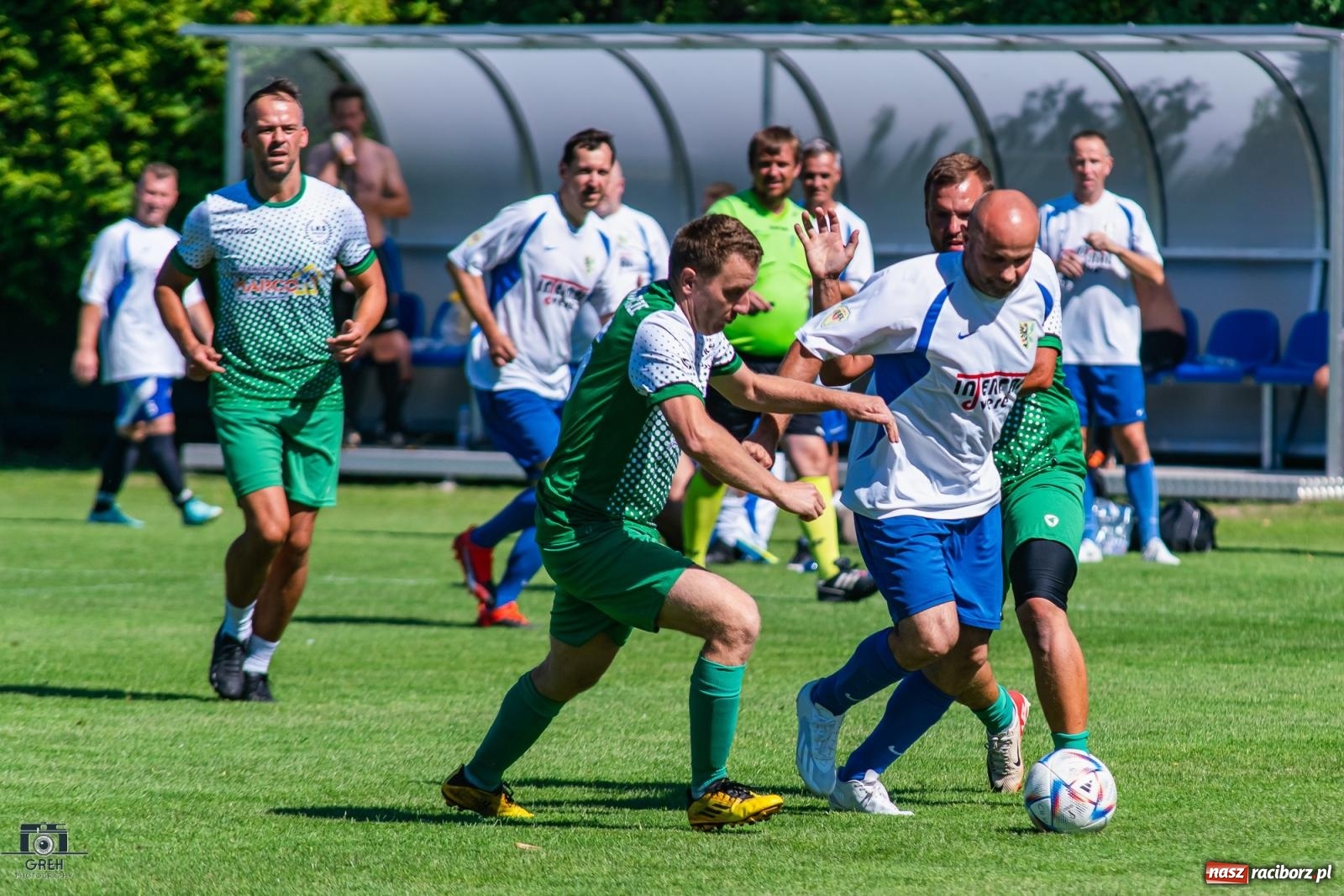 Zdjęcie w galerii na portalu naszraciborz.pl: Oldboje Chałupek z pucharem wójta gminy Krzyżanowice [FOTO i WIDEO] wiadomości z regionu