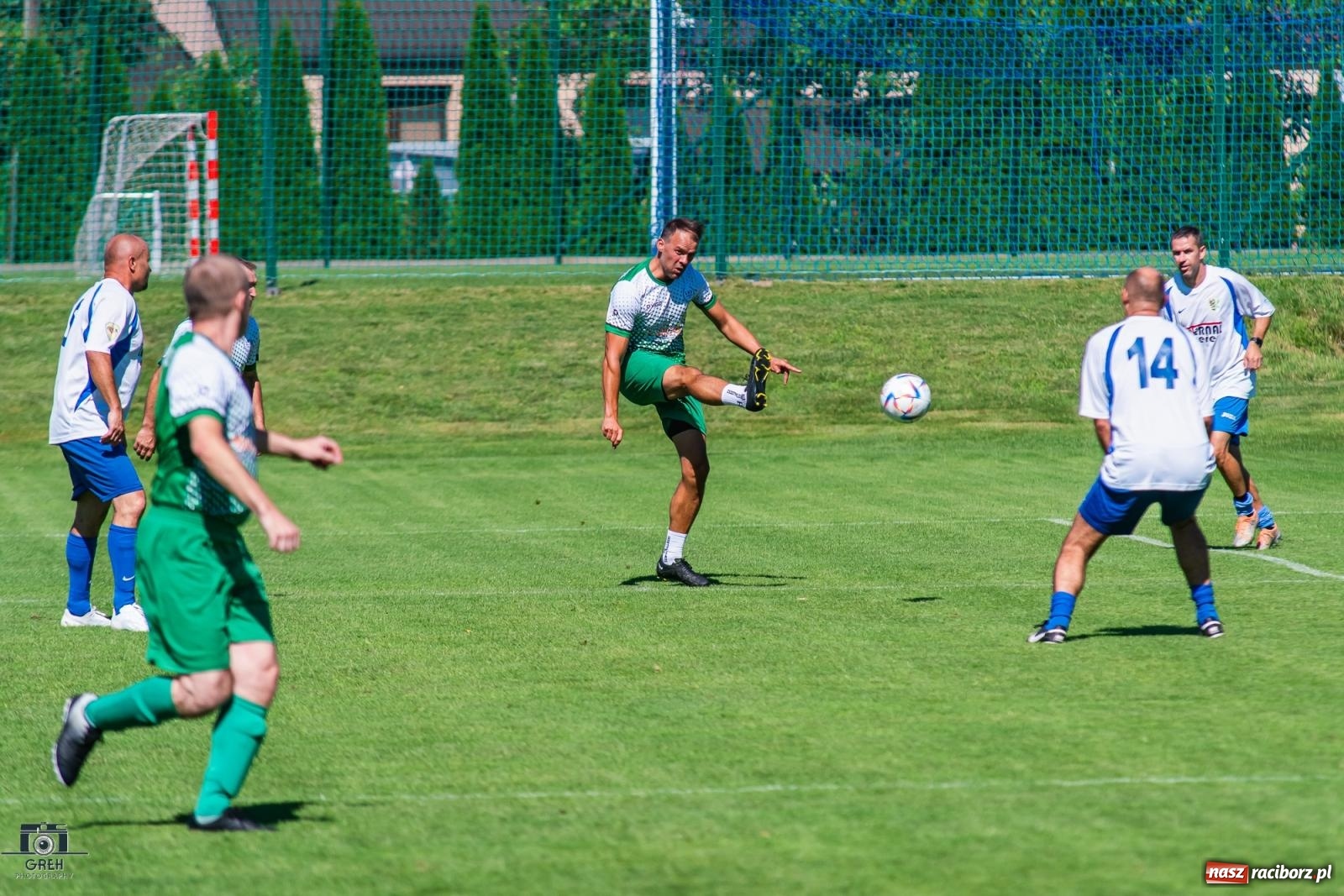 Zdjęcie w galerii na portalu naszraciborz.pl: Oldboje Chałupek z pucharem wójta gminy Krzyżanowice [FOTO i WIDEO] wiadomości z regionu