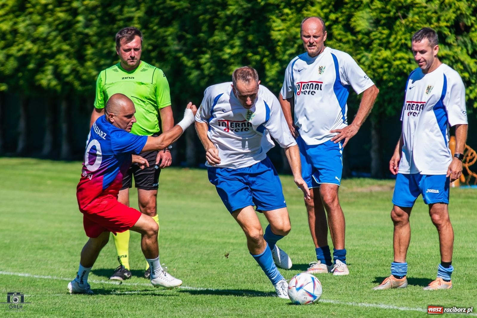Zdjęcie w galerii na portalu naszraciborz.pl: Oldboje Chałupek z pucharem wójta gminy Krzyżanowice [FOTO i WIDEO] wiadomości z regionu