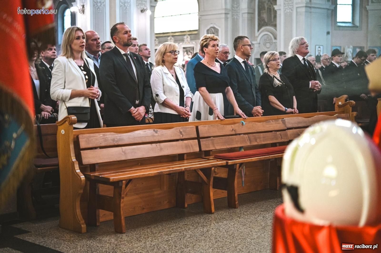 Zdjęcie w galerii na portalu naszraciborz.pl: Taki prezent na strażackie urodziny zdarza się rzadko. OSP Krzanowice świętuje 135-lecie [FOTO i WIDEO] wiadomości z regionu