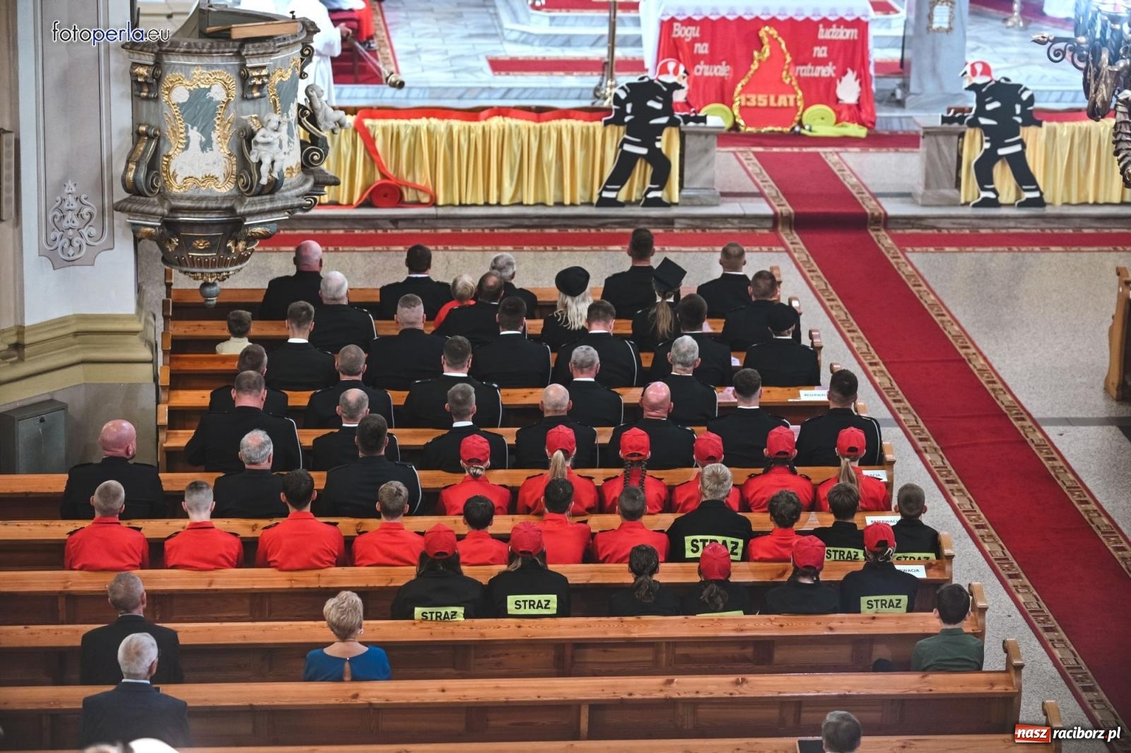 Zdjęcie w galerii na portalu naszraciborz.pl: Taki prezent na strażackie urodziny zdarza się rzadko. OSP Krzanowice świętuje 135-lecie [FOTO i WIDEO] wiadomości z regionu