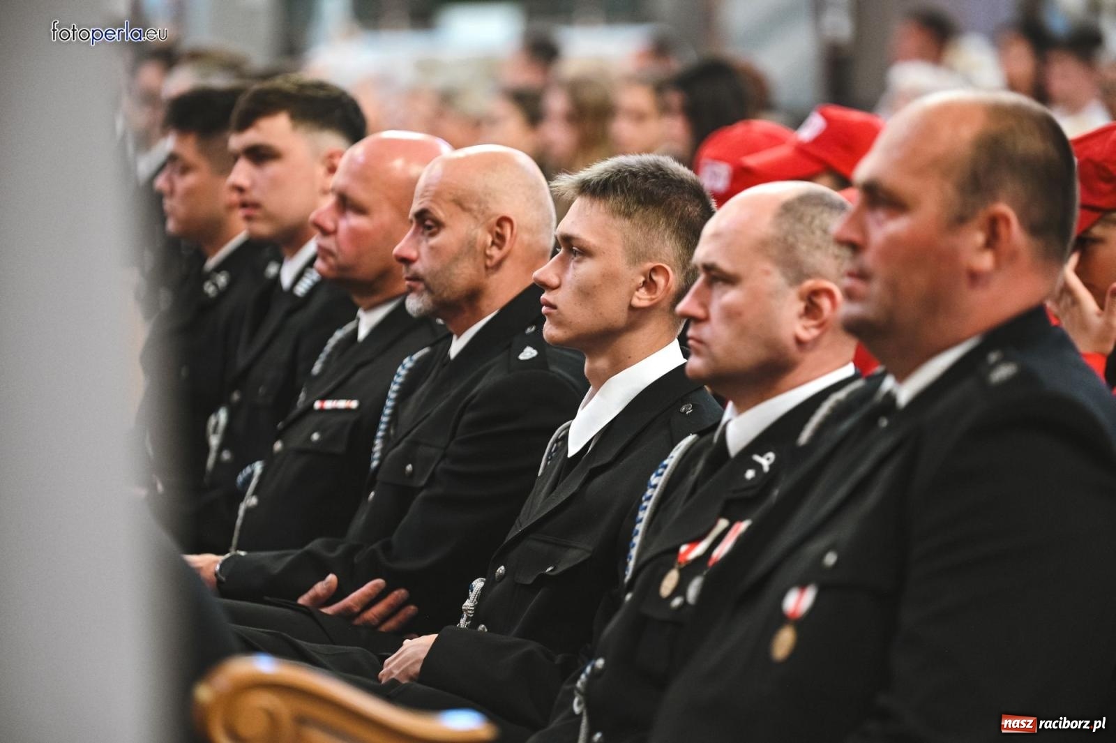 Zdjęcie w galerii na portalu naszraciborz.pl: Taki prezent na strażackie urodziny zdarza się rzadko. OSP Krzanowice świętuje 135-lecie [FOTO i WIDEO] wiadomości z regionu