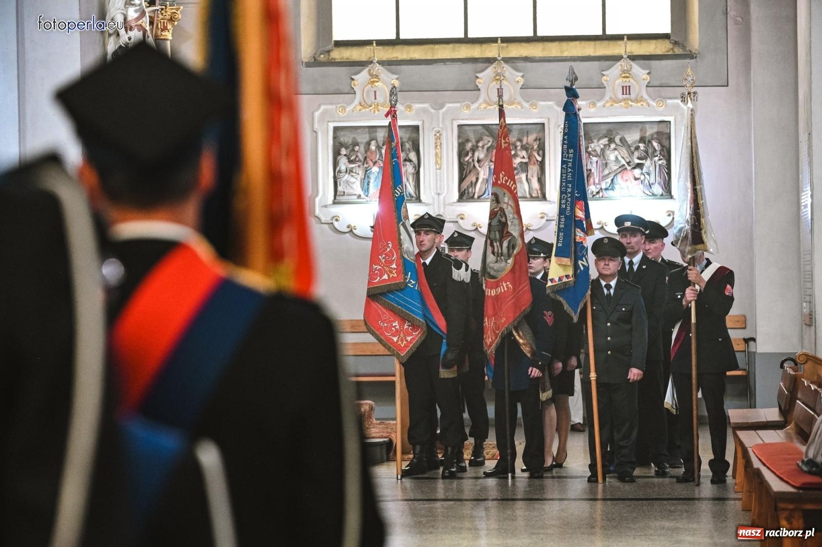 Zdjęcie w galerii na portalu naszraciborz.pl: Taki prezent na strażackie urodziny zdarza się rzadko. OSP Krzanowice świętuje 135-lecie [FOTO i WIDEO] wiadomości z regionu