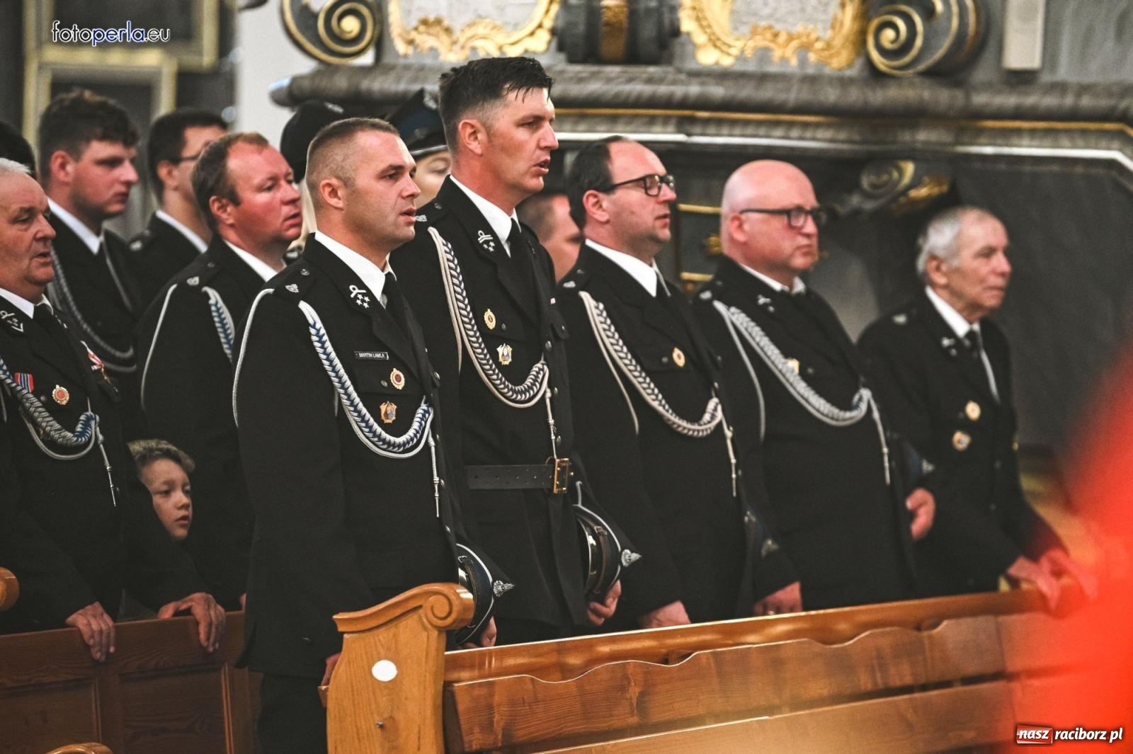 Zdjęcie w galerii na portalu naszraciborz.pl: Taki prezent na strażackie urodziny zdarza się rzadko. OSP Krzanowice świętuje 135-lecie [FOTO i WIDEO] wiadomości z regionu