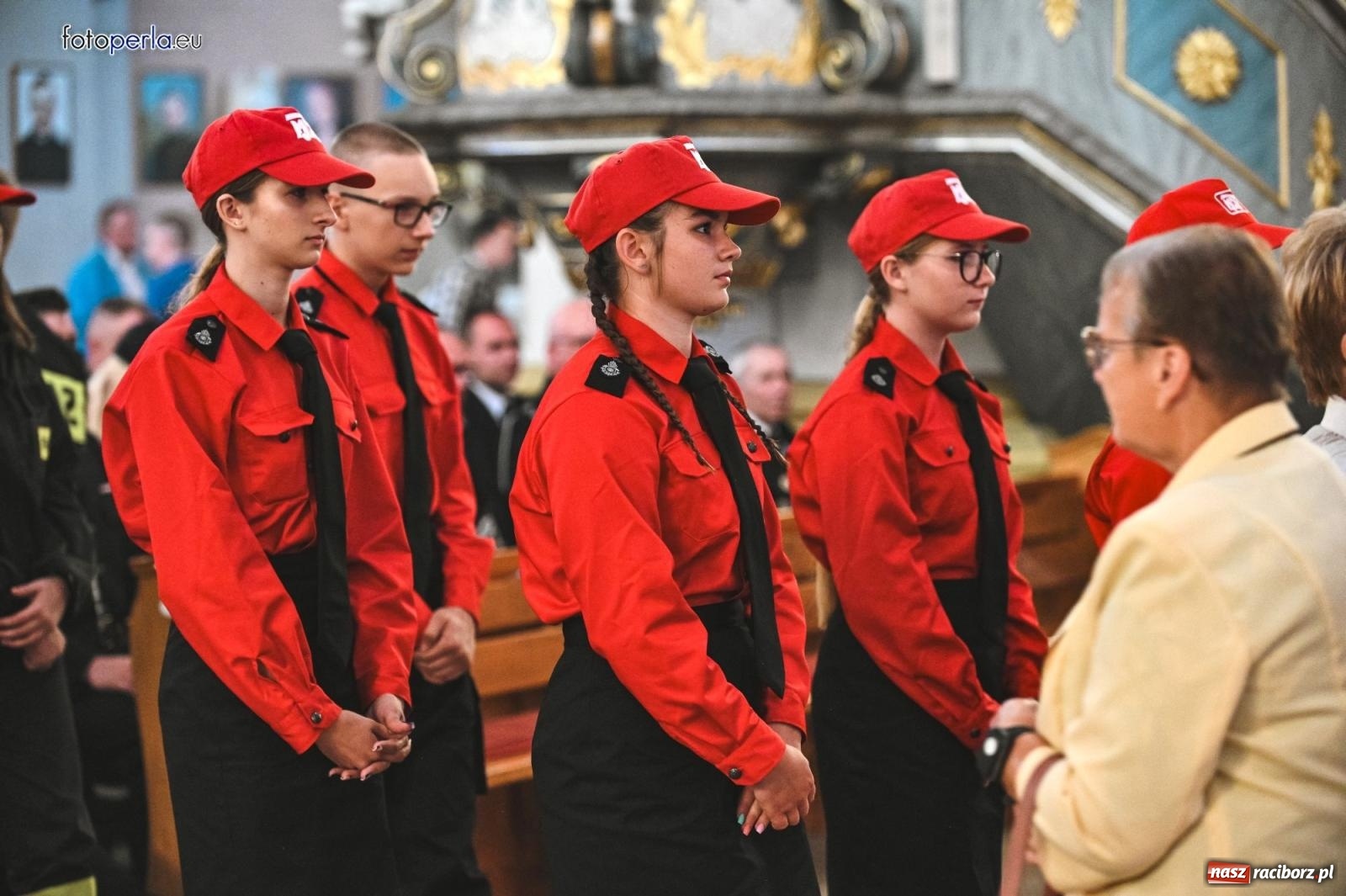 Zdjęcie w galerii na portalu naszraciborz.pl: Taki prezent na strażackie urodziny zdarza się rzadko. OSP Krzanowice świętuje 135-lecie [FOTO i WIDEO] wiadomości z regionu