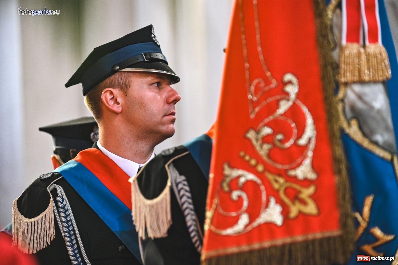 Zdjęcie w galerii na portalu naszraciborz.pl: Taki prezent na strażackie urodziny zdarza się rzadko. OSP Krzanowice świętuje 135-lecie [FOTO i WIDEO] wiadomości z regionu