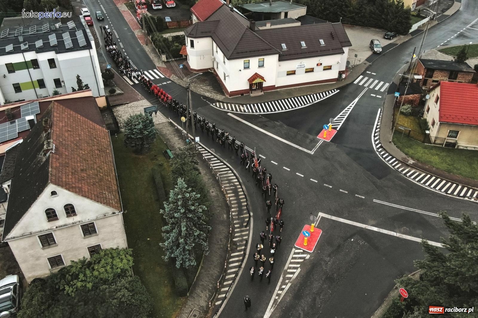 Zdjęcie w galerii na portalu naszraciborz.pl: Taki prezent na strażackie urodziny zdarza się rzadko. OSP Krzanowice świętuje 135-lecie [FOTO i WIDEO] wiadomości z regionu