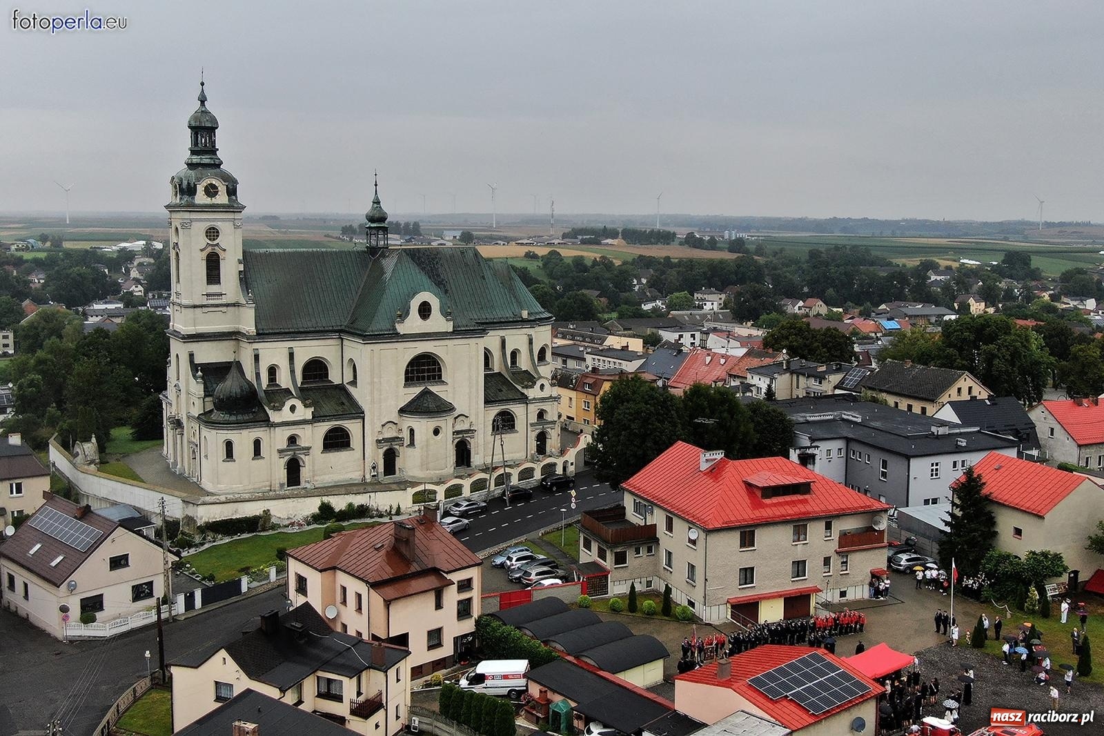 Zdjęcie w galerii na portalu naszraciborz.pl: Taki prezent na strażackie urodziny zdarza się rzadko. OSP Krzanowice świętuje 135-lecie [FOTO i WIDEO] wiadomości z regionu