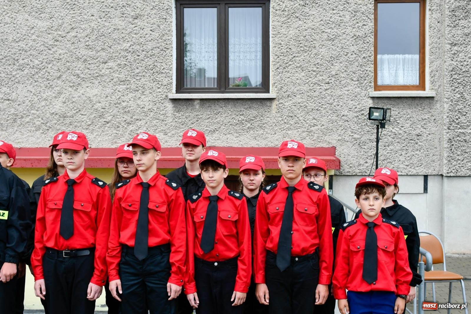 Zdjęcie w galerii na portalu naszraciborz.pl: Taki prezent na strażackie urodziny zdarza się rzadko. OSP Krzanowice świętuje 135-lecie [FOTO i WIDEO] wiadomości z regionu