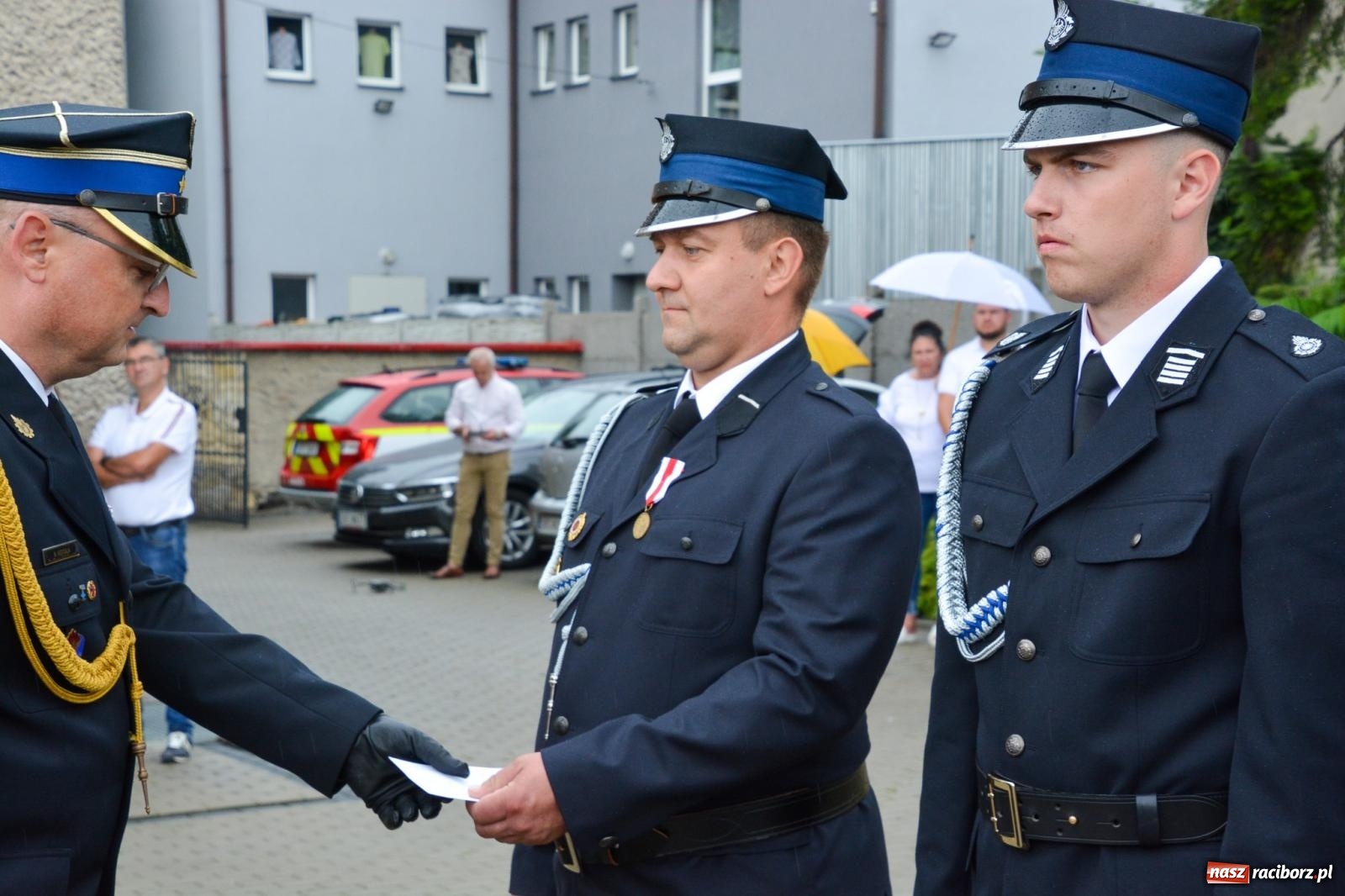 Zdjęcie w galerii na portalu naszraciborz.pl: Taki prezent na strażackie urodziny zdarza się rzadko. OSP Krzanowice świętuje 135-lecie [FOTO i WIDEO] wiadomości z regionu