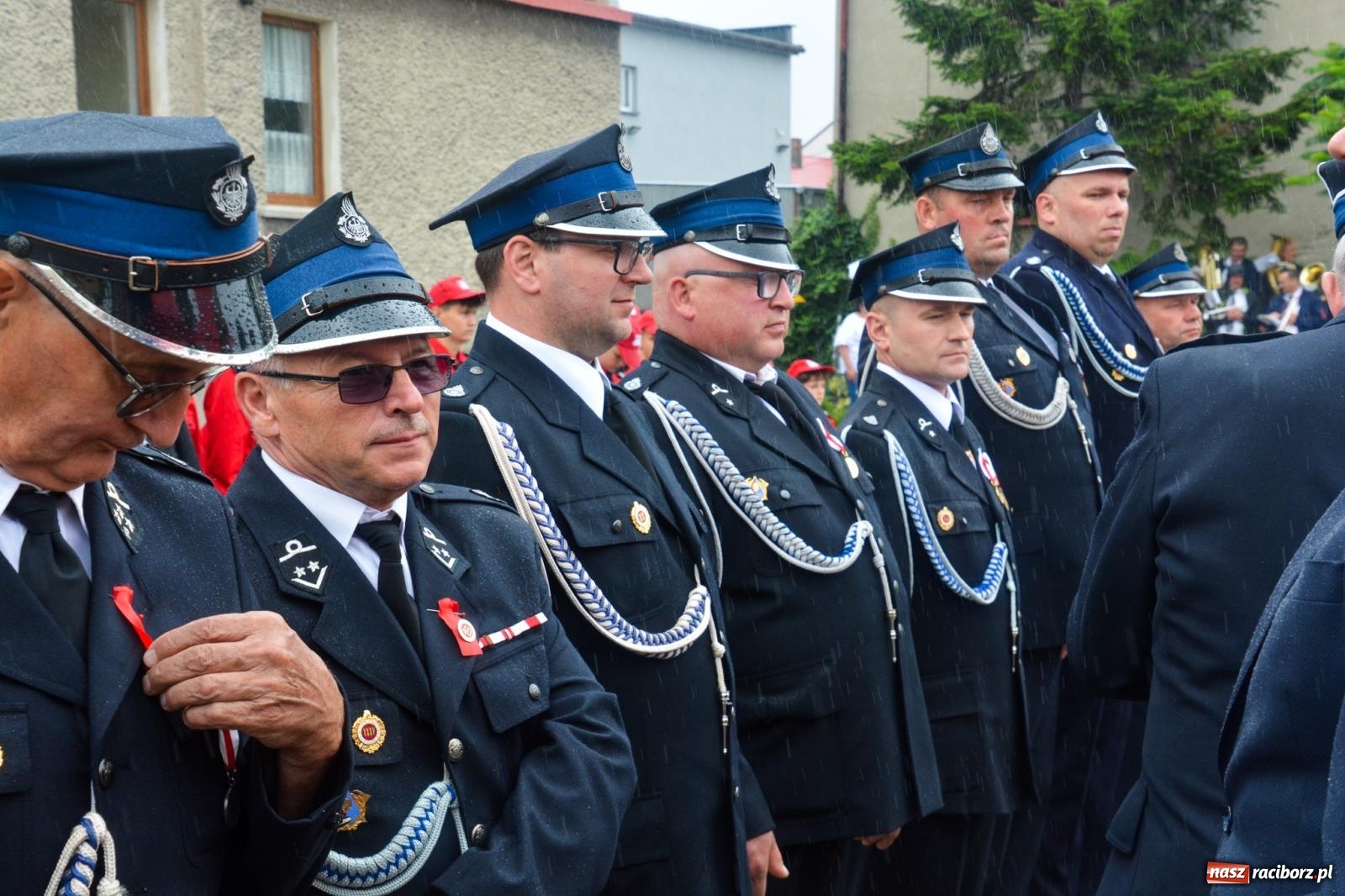 Zdjęcie w galerii na portalu naszraciborz.pl: Taki prezent na strażackie urodziny zdarza się rzadko. OSP Krzanowice świętuje 135-lecie [FOTO i WIDEO] wiadomości z regionu