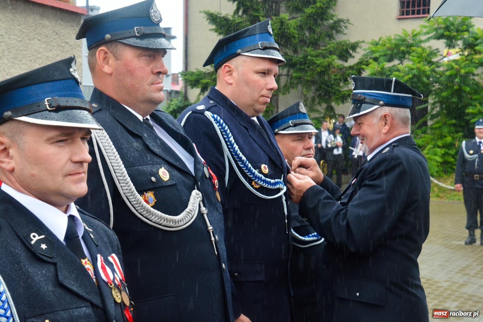 Zdjęcie w galerii na portalu naszraciborz.pl: Taki prezent na strażackie urodziny zdarza się rzadko. OSP Krzanowice świętuje 135-lecie [FOTO i WIDEO] wiadomości z regionu