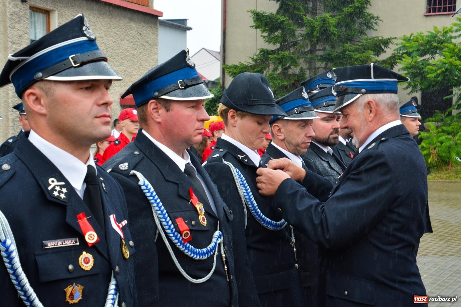 Zdjęcie w galerii na portalu naszraciborz.pl: Taki prezent na strażackie urodziny zdarza się rzadko. OSP Krzanowice świętuje 135-lecie [FOTO i WIDEO] wiadomości z regionu
