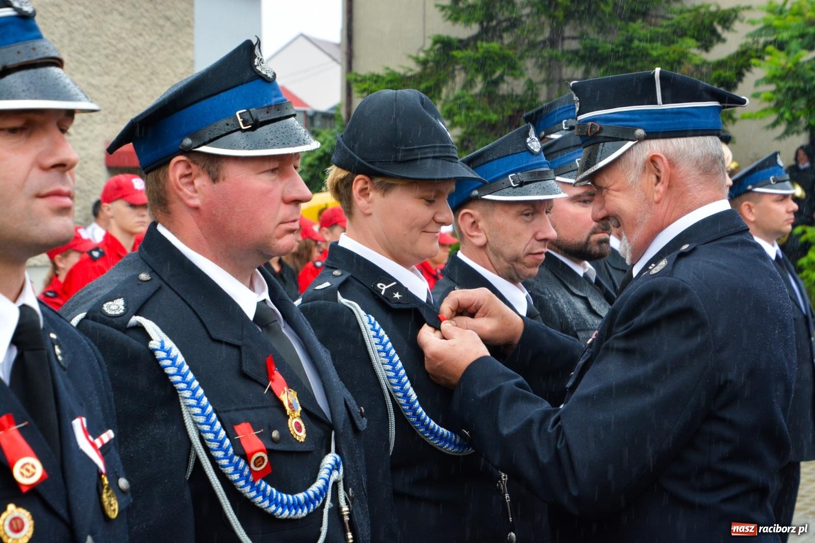 Zdjęcie w galerii na portalu naszraciborz.pl: Taki prezent na strażackie urodziny zdarza się rzadko. OSP Krzanowice świętuje 135-lecie [FOTO i WIDEO] wiadomości z regionu