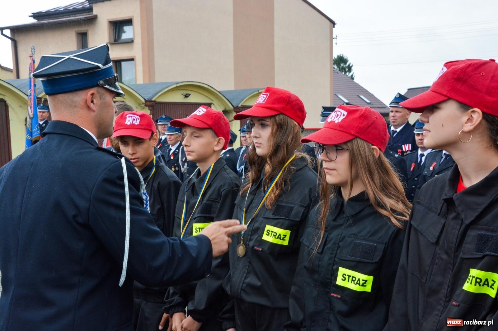 Zdjęcie w galerii na portalu naszraciborz.pl: Taki prezent na strażackie urodziny zdarza się rzadko. OSP Krzanowice świętuje 135-lecie [FOTO i WIDEO] wiadomości z regionu