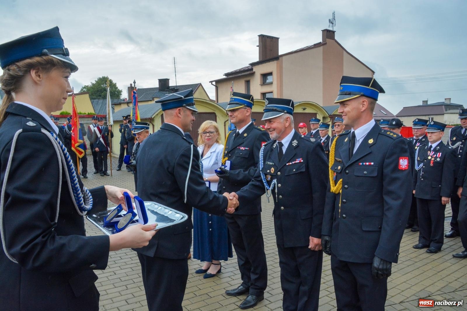 Zdjęcie w galerii na portalu naszraciborz.pl: Taki prezent na strażackie urodziny zdarza się rzadko. OSP Krzanowice świętuje 135-lecie [FOTO i WIDEO] wiadomości z regionu