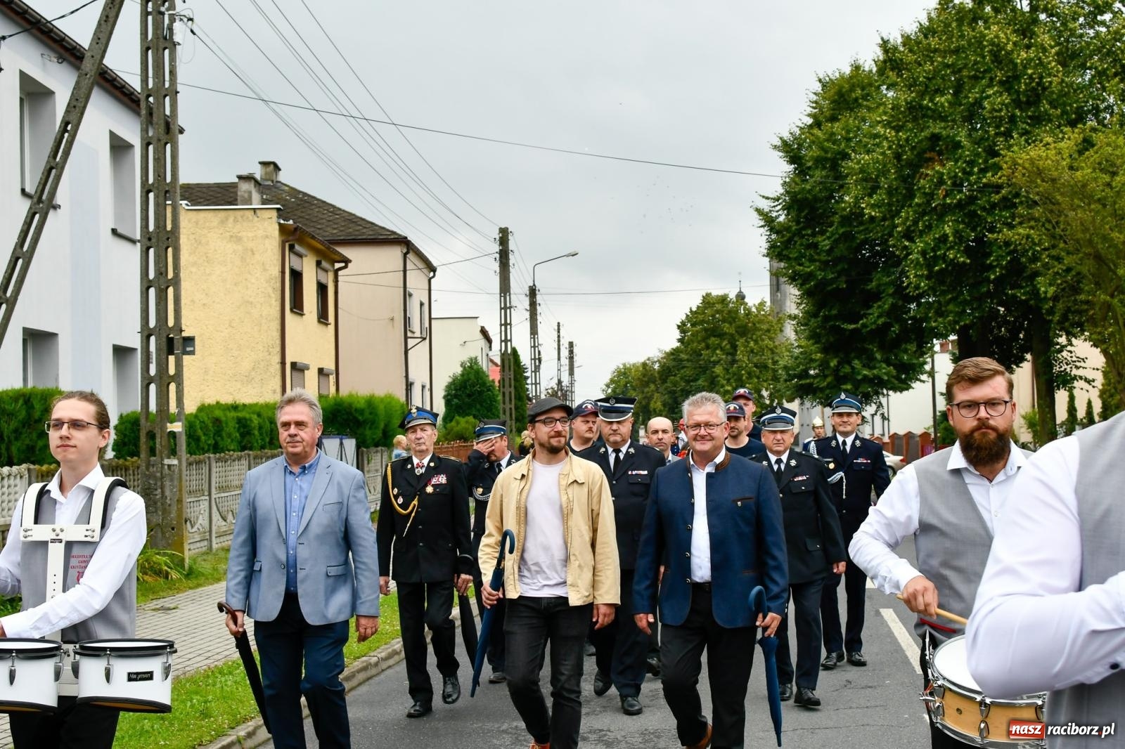 Zdjęcie w galerii na portalu naszraciborz.pl: Tworków z pucharem wójta Krzyżanowic na zawodach w Bieńkowicach wiadomości z regionu