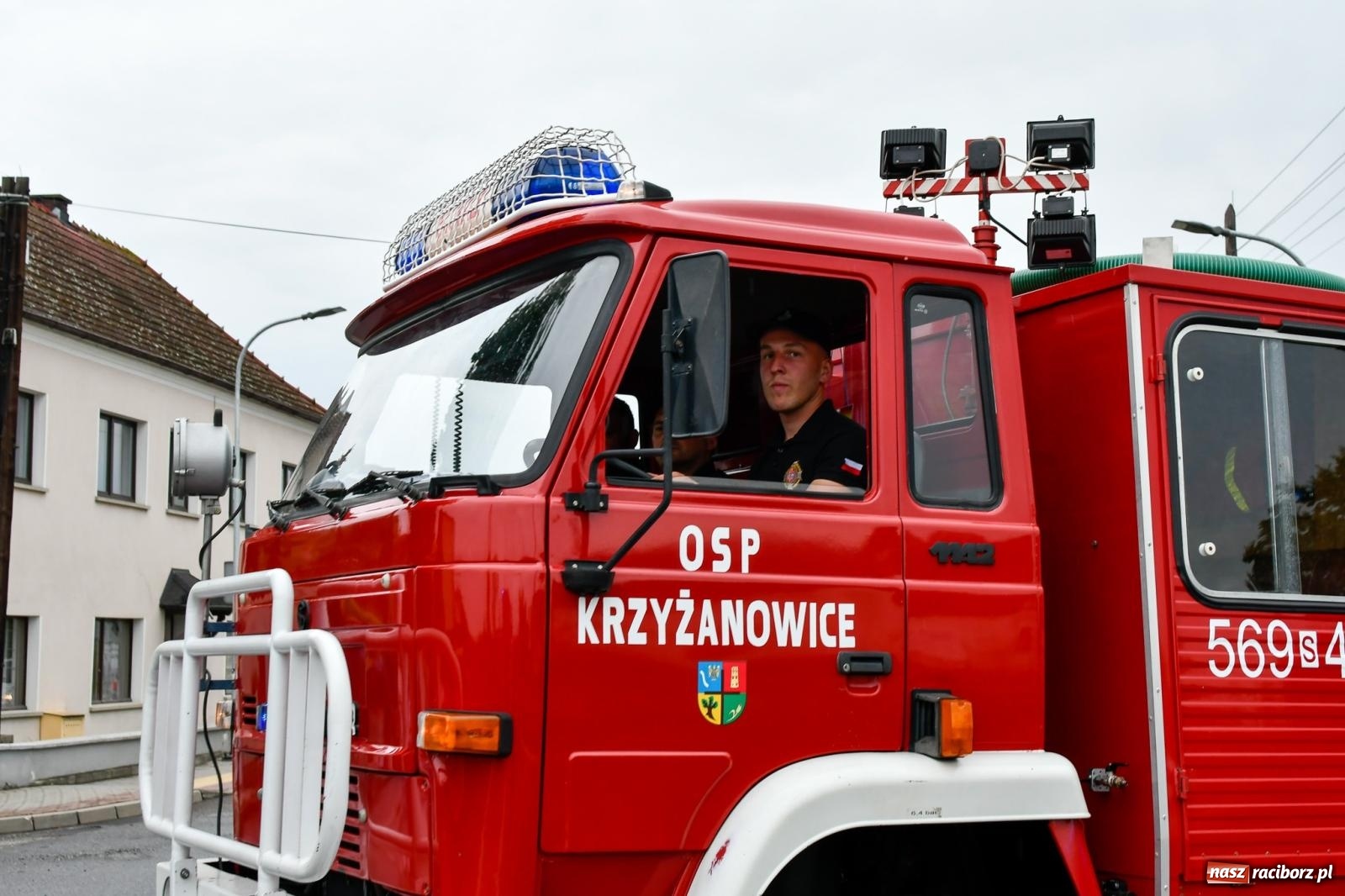 Zdjęcie w galerii na portalu naszraciborz.pl: Tworków z pucharem wójta Krzyżanowic na zawodach w Bieńkowicach wiadomości z regionu