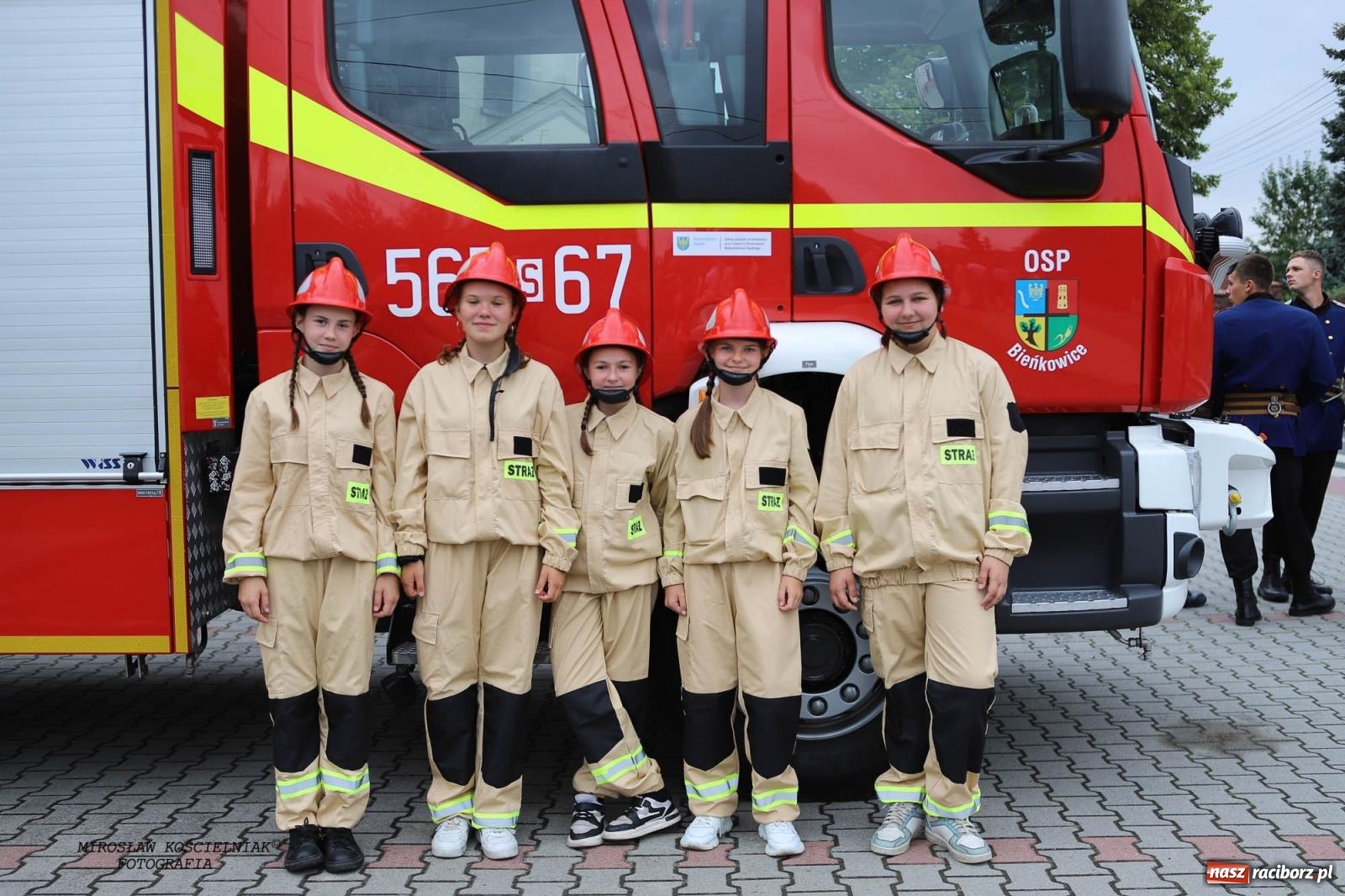 Zdjęcie w galerii na portalu naszraciborz.pl: Tworków z pucharem wójta Krzyżanowic na zawodach w Bieńkowicach wiadomości z regionu