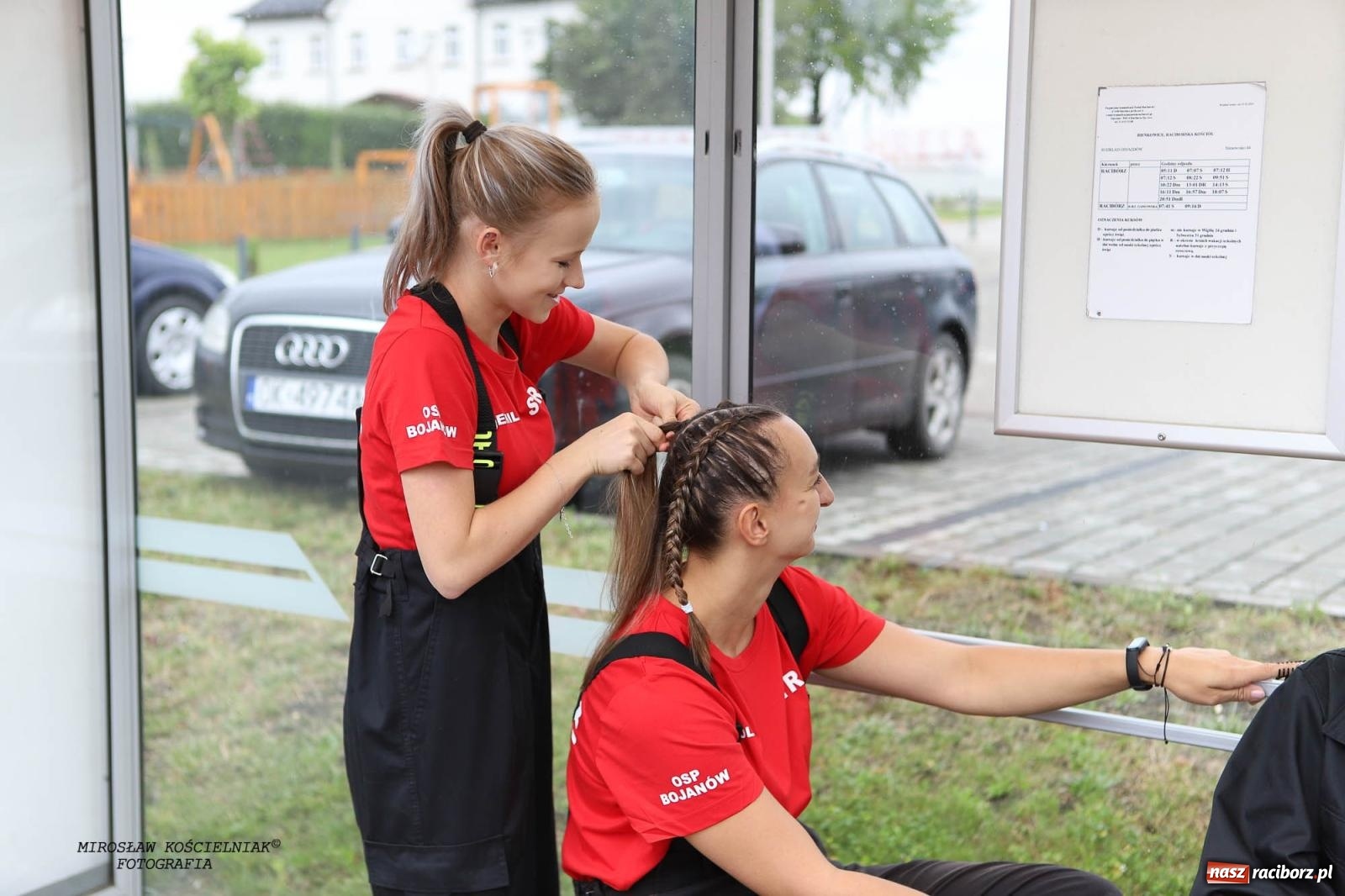 Zdjęcie w galerii na portalu naszraciborz.pl: Tworków z pucharem wójta Krzyżanowic na zawodach w Bieńkowicach wiadomości z regionu