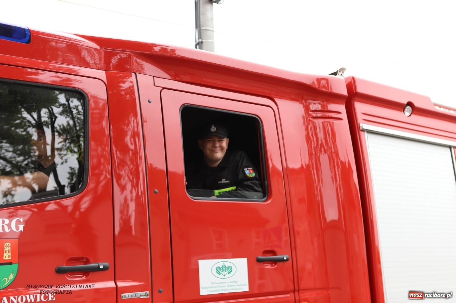 Zdjęcie w galerii na portalu naszraciborz.pl: Tworków z pucharem wójta Krzyżanowic na zawodach w Bieńkowicach wiadomości z regionu