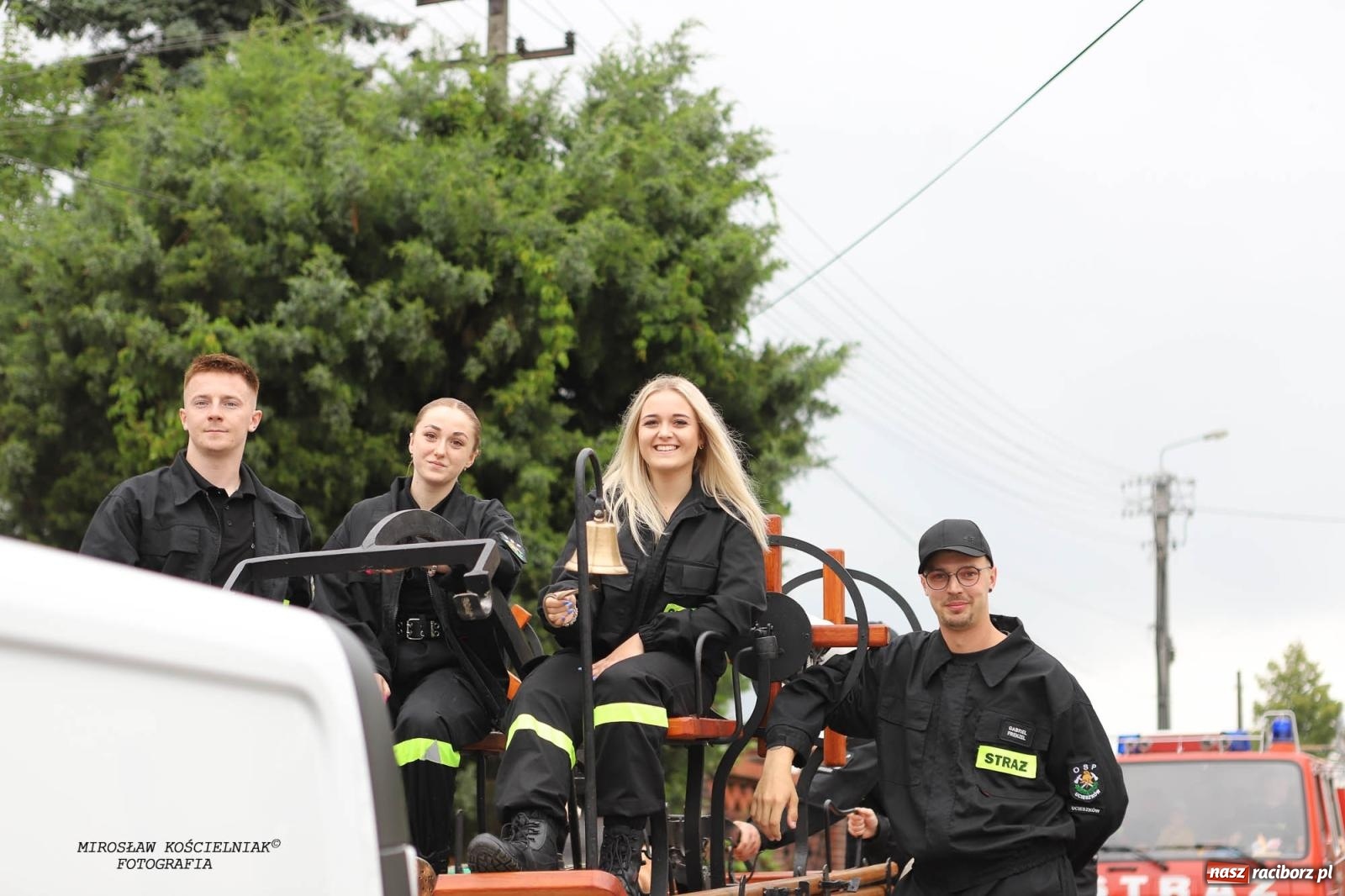 Zdjęcie w galerii na portalu naszraciborz.pl: Tworków z pucharem wójta Krzyżanowic na zawodach w Bieńkowicach wiadomości z regionu