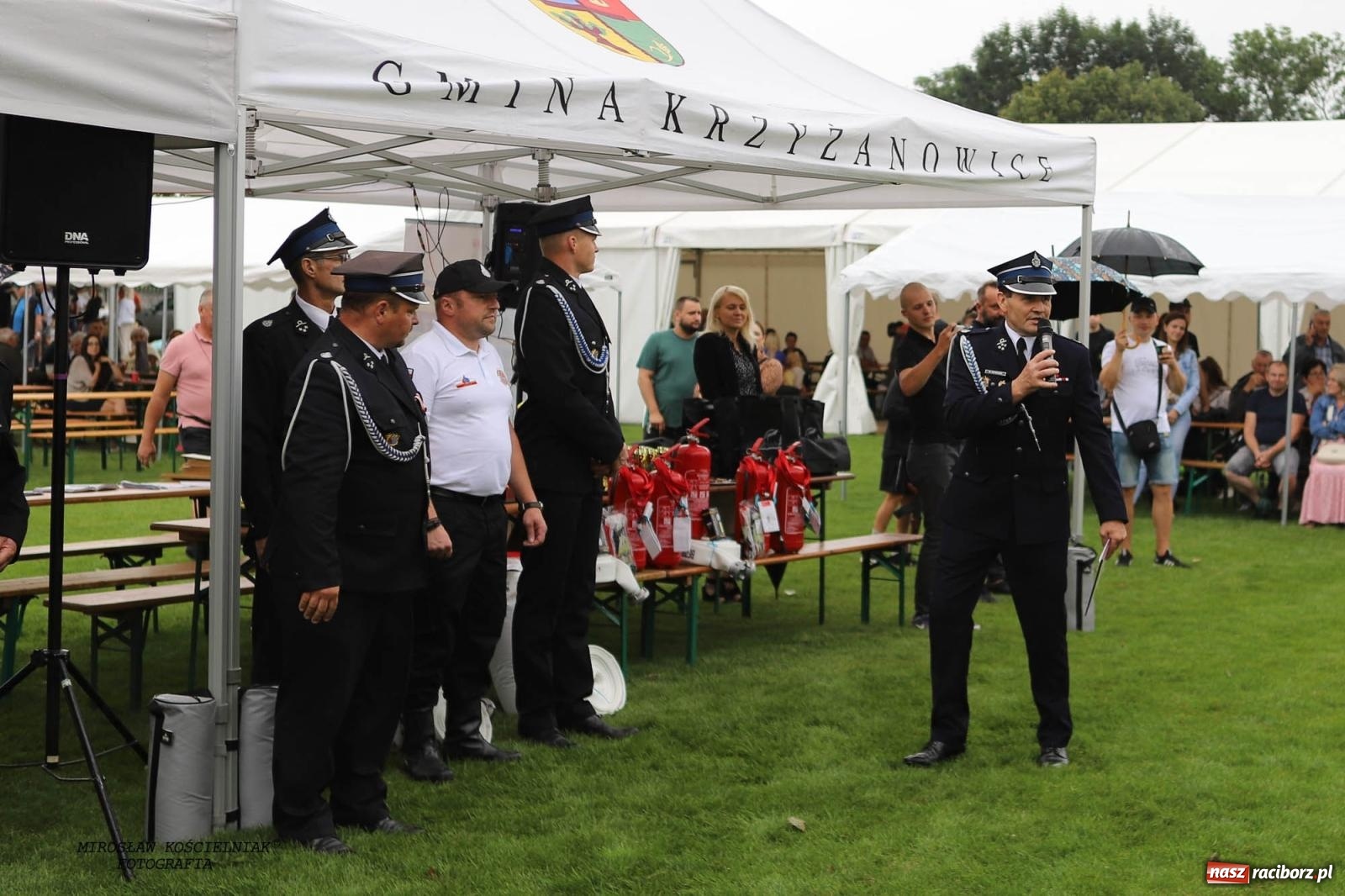 Zdjęcie w galerii na portalu naszraciborz.pl: Tworków z pucharem wójta Krzyżanowic na zawodach w Bieńkowicach wiadomości z regionu