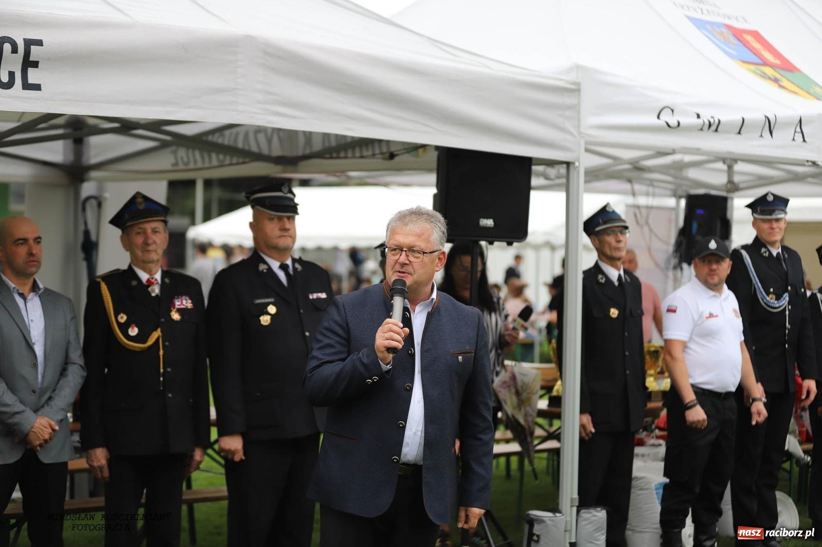 Zdjęcie w galerii na portalu naszraciborz.pl: Tworków z pucharem wójta Krzyżanowic na zawodach w Bieńkowicach wiadomości z regionu