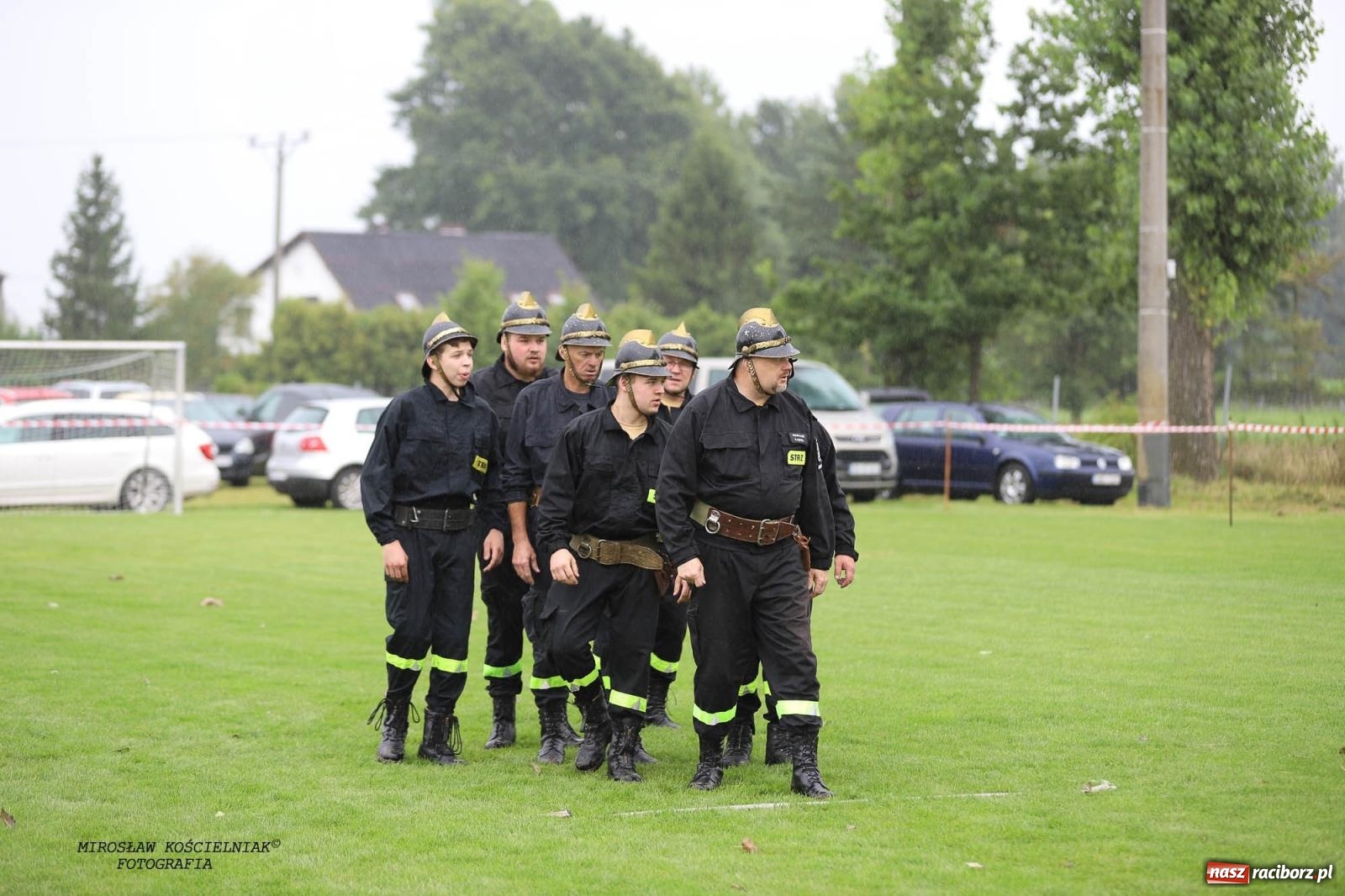 Zdjęcie w galerii na portalu naszraciborz.pl: Tworków z pucharem wójta Krzyżanowic na zawodach w Bieńkowicach wiadomości z regionu